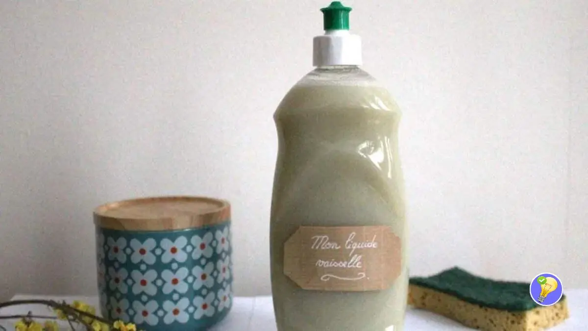 Liquide Vaisselle maison au Savon Noir en 5 Minutes