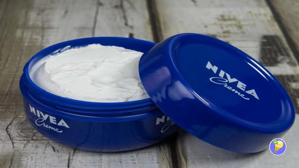 La Crème Nivea et ses 7 Fréquentes Utilisations